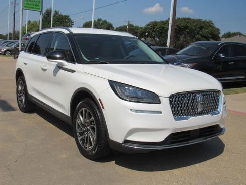 Used 2022 Lincoln Corsair FWD w/ Equipment Group 101A image 4