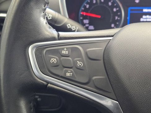 Used 2019 Chevrolet Equinox LT image 32