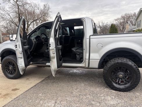 Used 2005 Ford F150 King Ranch image 6