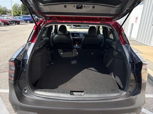 Certified 2025 Nissan Kicks SR AWD/4WD image 38