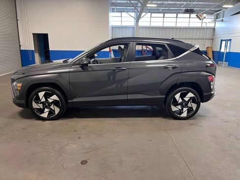Used 2024 Hyundai Kona Limited image 6