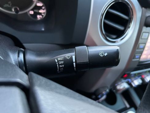 Used 2015 Toyota Tundra SR5 w/ SR5 Upgrade Package image 21