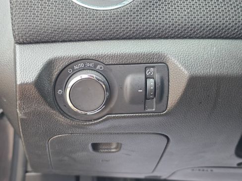 Used 2015 Chevrolet Cruze LT FWD image 26