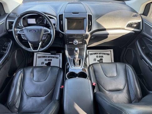 Used 2017 Ford Edge Titanium w/ Technology Package FWD image 7