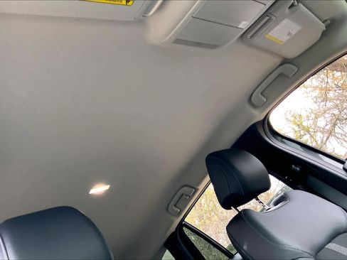 Certified 2025 MAZDA CX-50 AWD 2.5 S w/ Preferred Package image 12