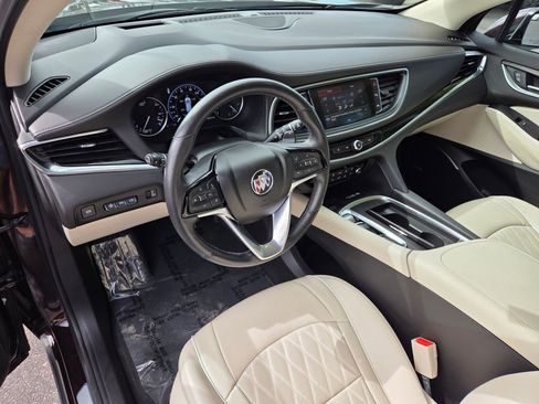 Used 2022 Buick Enclave Avenir w/ Avenir Technology Package image 11