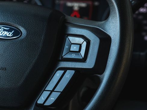 Used 2022 Ford F250 XL w/ STX Appearance Package image 31