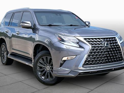 Used 2023 Lexus GX 460 Premium w/ Accessory Package AWD/4WD image 3