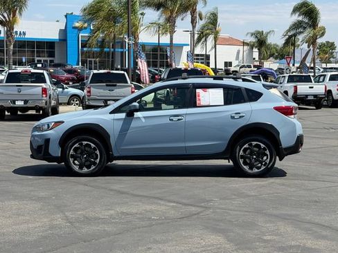 Used 2021 Subaru Crosstrek 2.0i Premium w/ Moonroof Package AWD/4WD image 9
