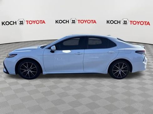 Certified 2023 Toyota Camry SE image 4