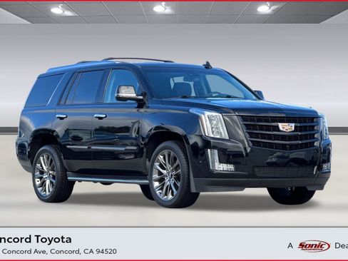 Used 2020 Cadillac Escalade Luxury w/ Escalade Sport Edition image 1