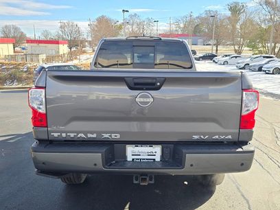 Used 2024 Nissan Titan SV w/ SV Convenience Package