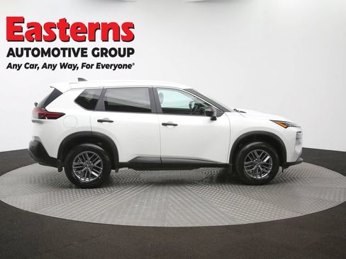 Used 2023 Nissan Rogue S AWD/4WD image 46