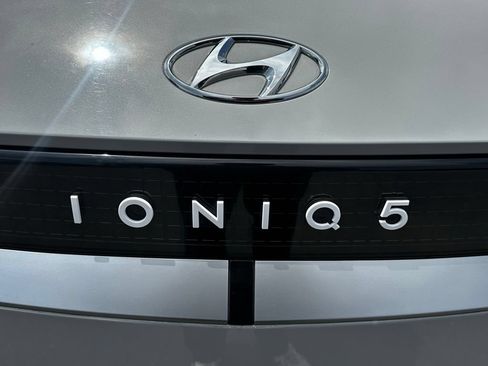 Used 2024 Hyundai Ioniq 5 SEL RWD image 9