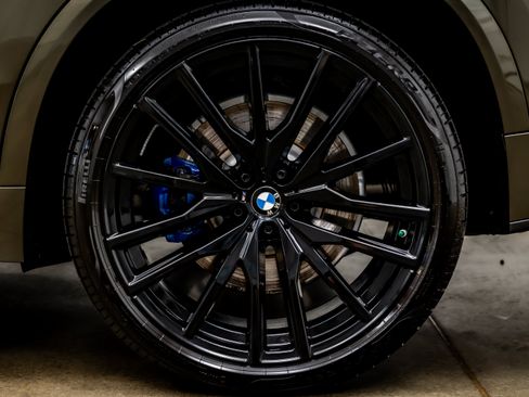 Used 2025 BMW X5 M60i AWD/4WD image 34