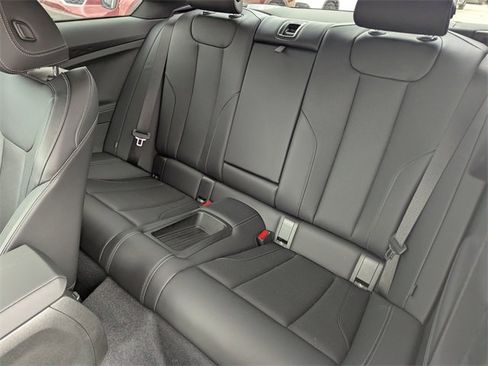 Used 2023 BMW 230i Coupe w/ Premium Package image 10