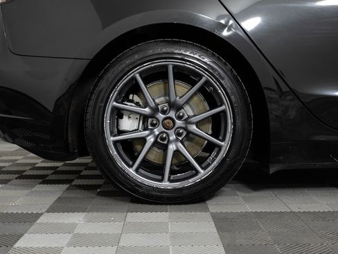 Used 2018 Tesla Model 3 Long Range image 38