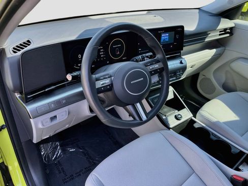 Used 2024 Hyundai Kona Limited FWD image 17
