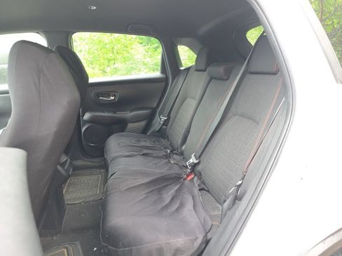 Used 2023 Honda HR-V Sport image 14