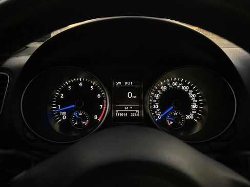 Used 2013 Volkswagen Golf R 2-Door image 23