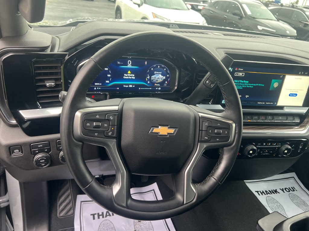 Used 2024 Chevrolet Silverado 1500 LT AWD/4WD image 14