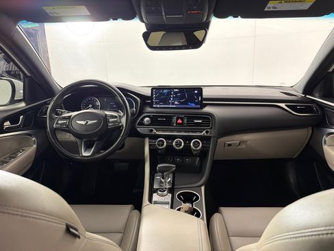 Used 2022 Genesis G70 2.0T RWD image 25