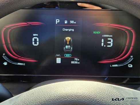 Certified 2025 Kia Sportage LX image 27