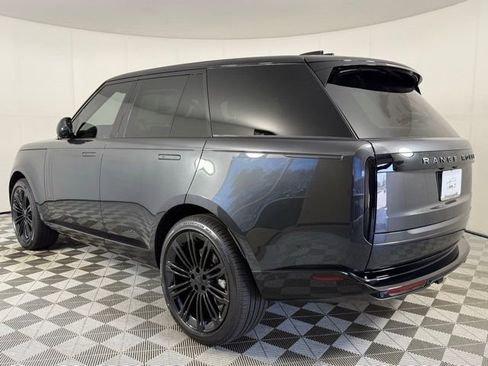 New 2026 Land Rover Range Rover SE image 4