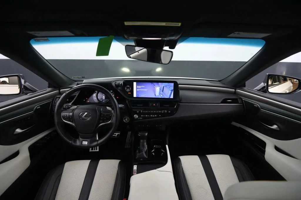 Used 2024 Lexus ES 350 F Sport w/ Accessory Package (Z2) FWD image 30