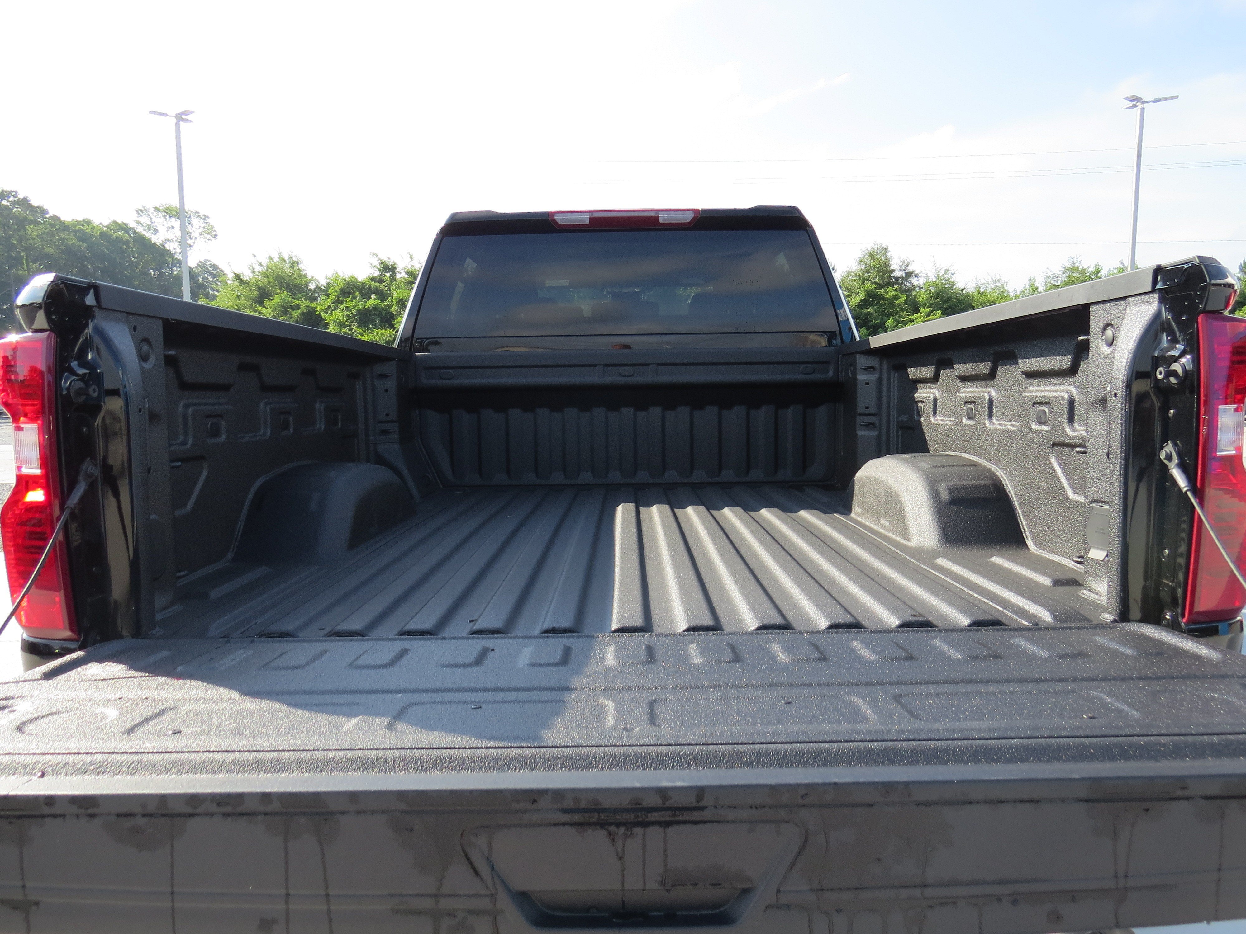 New 2026 Chevrolet Silverado 2500 Custom w/ Custom Value Package AWD/4WD image 14