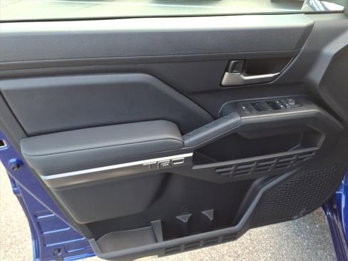 New 2025 Toyota Tacoma TRD Off-Road image 9