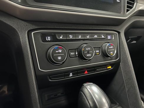 Used 2021 Volkswagen Atlas SE FWD image 21