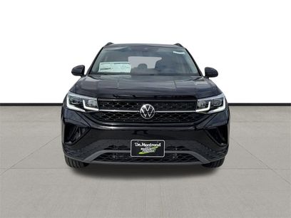 New 2024 Volkswagen Taos SE