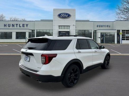 Used 2023 Ford Explorer ST-Line w/ Class IV Trailer Tow Package AWD/4WD image 4