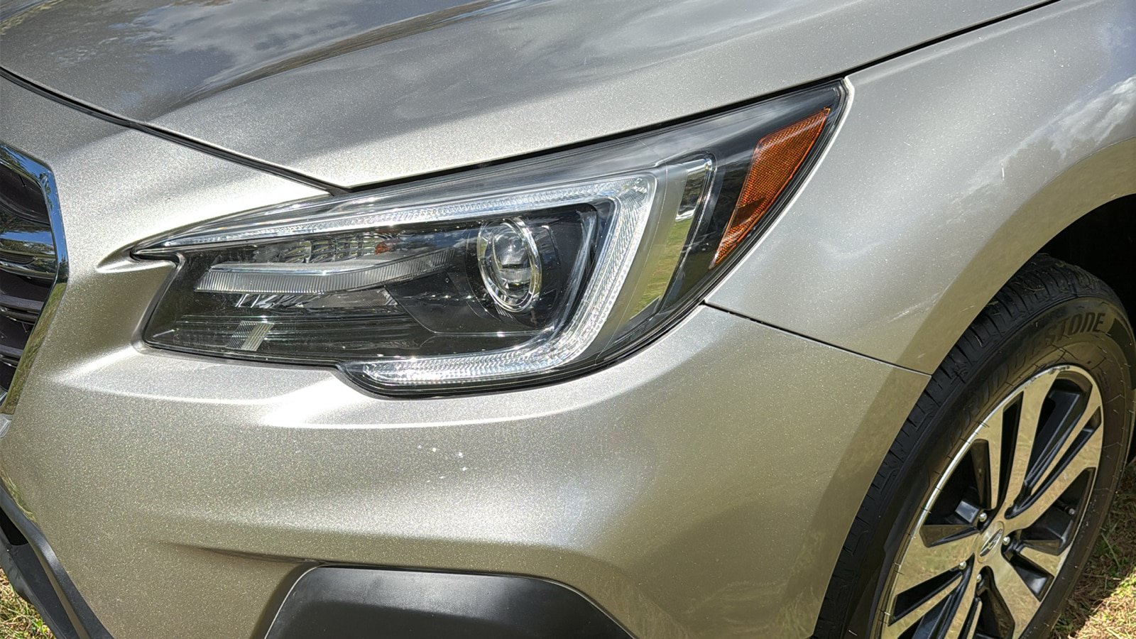 Used 2019 Subaru Outback 2.5i Limited AWD/4WD image 8