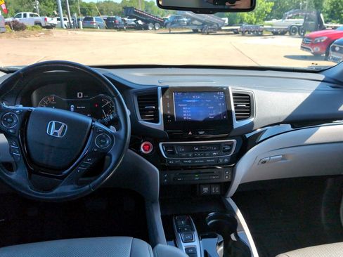 Used 2016 Honda Pilot Elite image 14