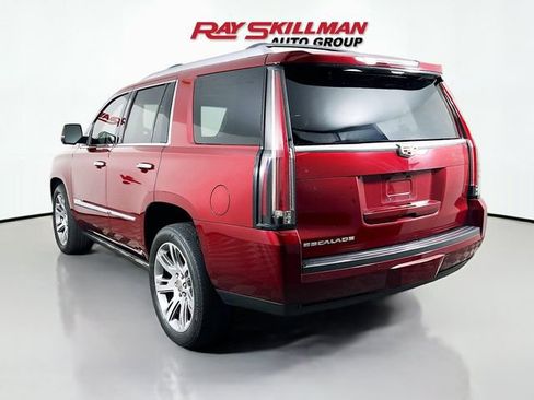 Used 2016 Cadillac Escalade Premium AWD/4WD image 5
