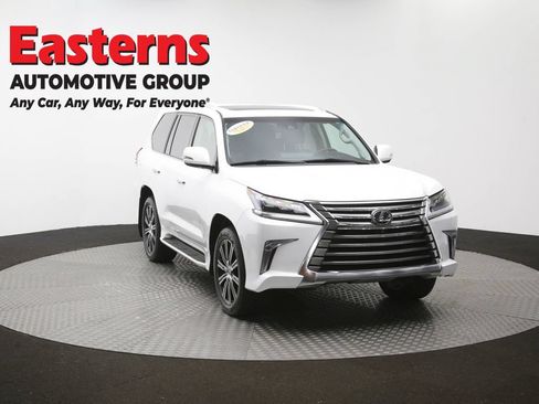 Used 2018 Lexus LX 570 4WD w/ Luxury Package image 61