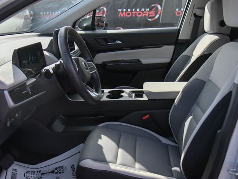 Used 2024 Honda Prologue EX image 18