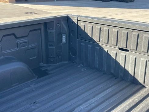 Used 2024 GMC Sierra 1500 AT4 w/ Technology Package image 26