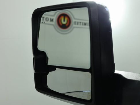 Used 2022 GMC Sierra 3500 Denali image 18