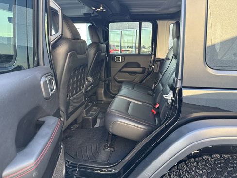 Used 2023 Jeep Wrangler Unlimited Rubicon w/ LED Lighting Group image 13