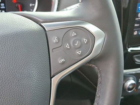 Used 2023 Chevrolet Traverse Premier image 24