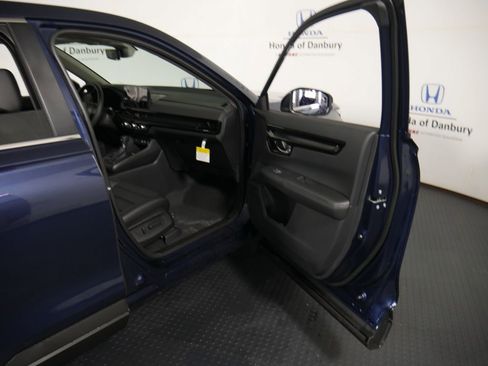 New 2026 Honda CR-V EX-L image 7