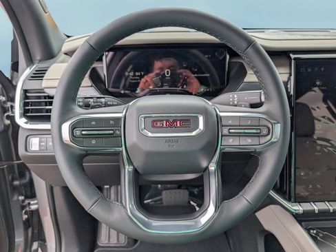 New 2026 GMC Acadia Elevation image 22