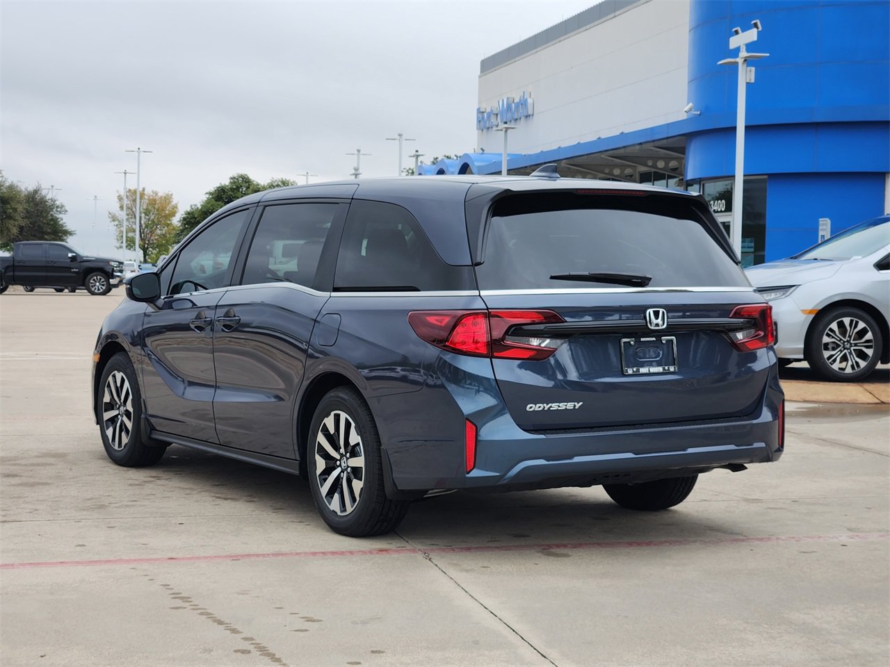 New 2027 Honda Odyssey EX-L image 4