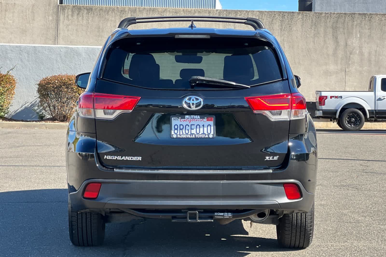 Used 2018 Toyota Highlander XLE FWD image 8