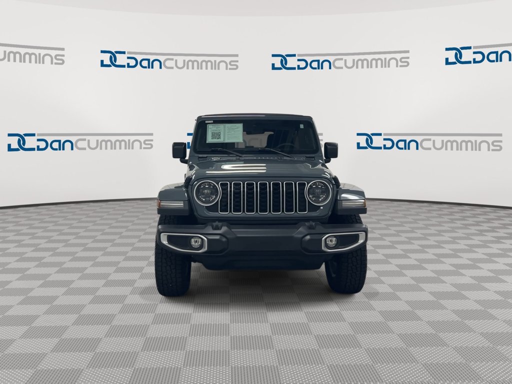 Used 2024 Jeep Wrangler Unlimited Sahara AWD/4WD image 3