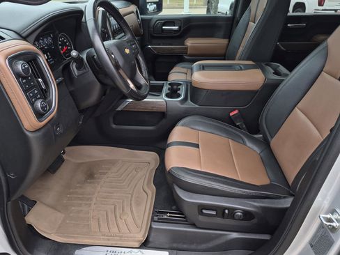Used 2021 Chevrolet Silverado 2500 High Country w/ Z71 Off-Road Package image 10