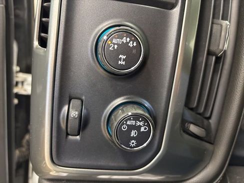 Used 2018 Chevrolet Silverado 1500 LTZ w/ Sport Package AWD/4WD image 34